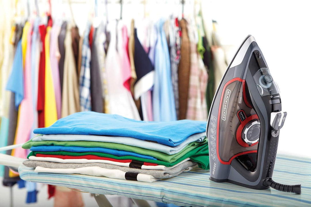 BLACK+DECKER 2200W Steam Iron X2050-B5