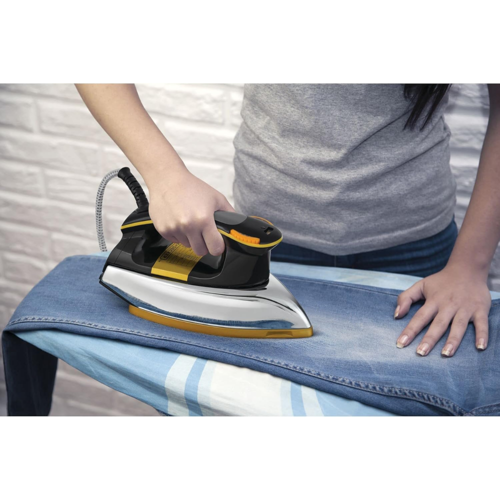 Black & Decker 1350W Heavy Weight Dry Iron F550-B5