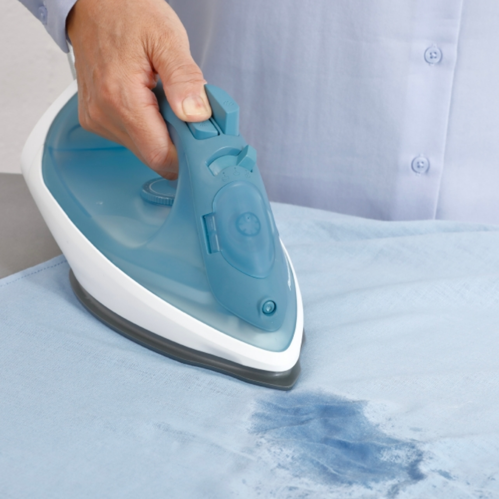 Panasonic 2400W Steam Iron NIS430RTH