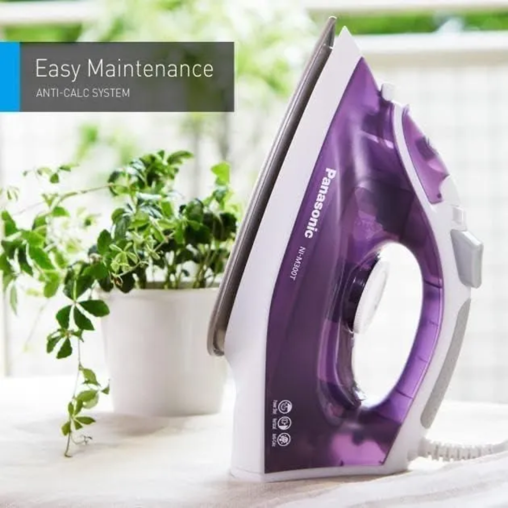 PANASONIC 1800W STEAM IRON NIM300